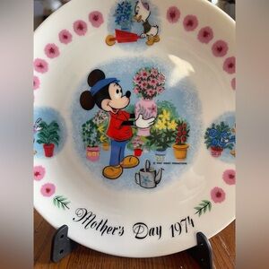 Vintage SCHMID Mickey Mouse 1974 FIRST Mother’s Day Collector Plate. Walt Disney